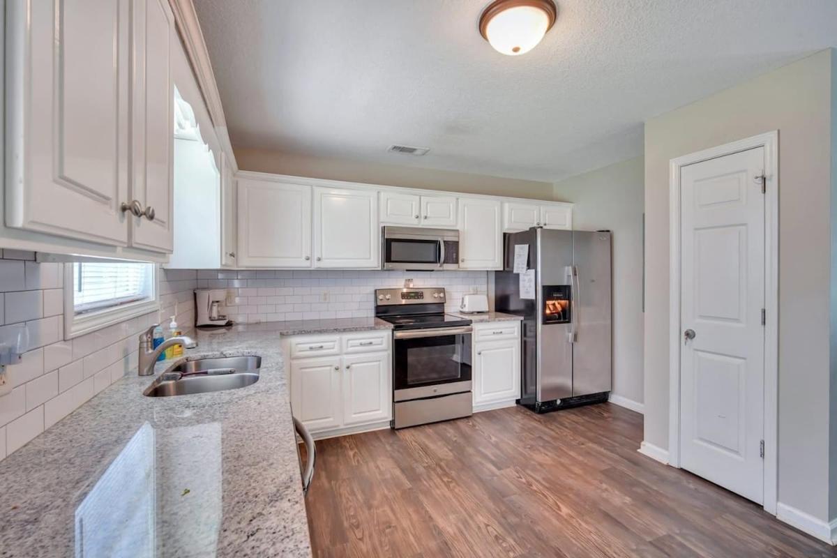 Cozy And Contemporary Villa 1 Mile From Gsu Statesboro Buitenkant foto