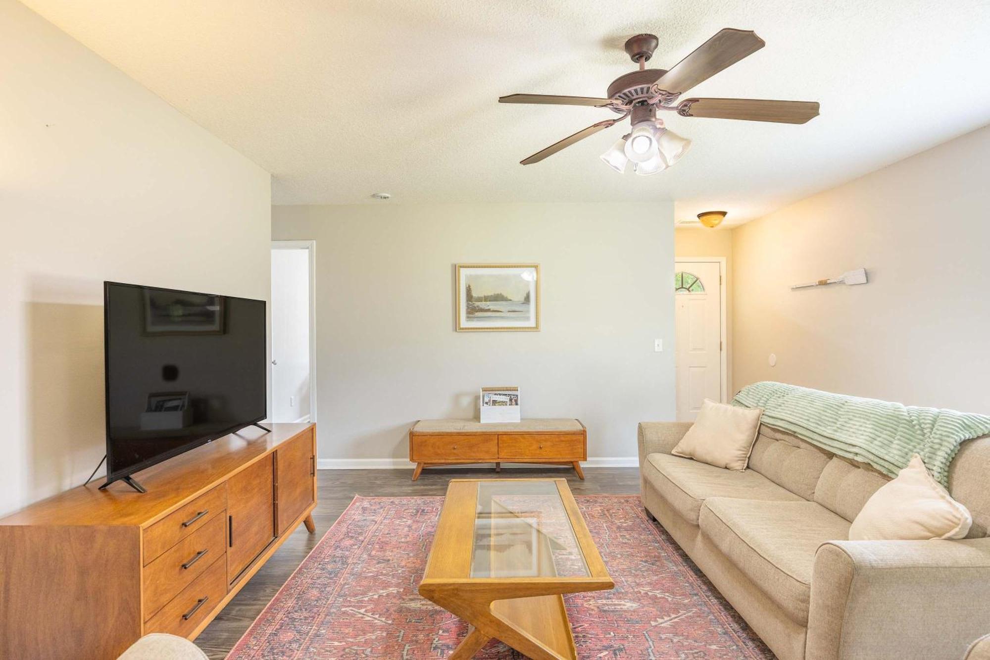 Cozy And Contemporary Villa 1 Mile From Gsu Statesboro Buitenkant foto